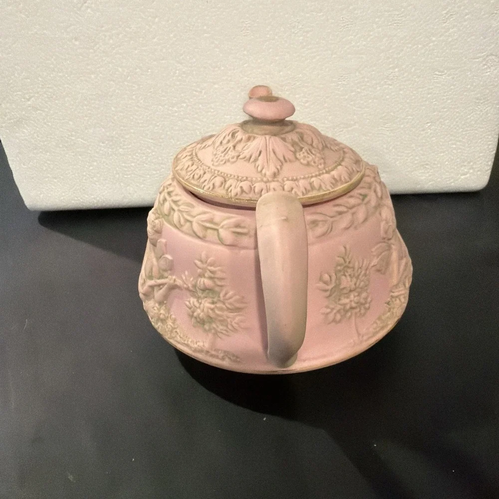 Antique Schafer‎ & Vater Pink German Jasperware Teapot Cherubs Fairies Porcelain